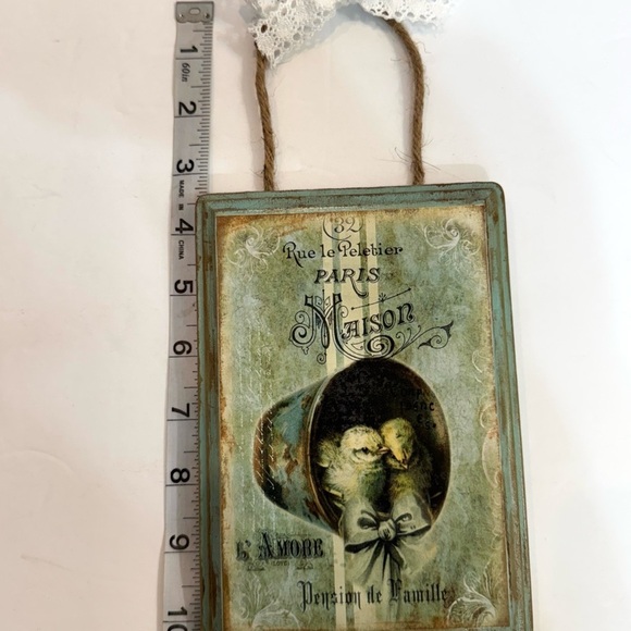 NEW Handcrafted Antiqued Spring French Baby Chicks Wall Hanging Decor Easter - Picture 3 of 6